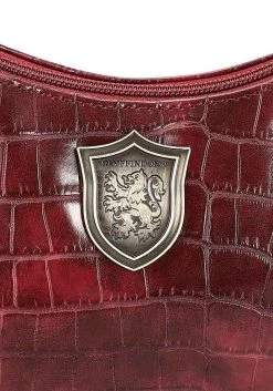 Bioworld Merchandising / Independent Sales Harry Potter Gryffindor Metal Badge Shoulder Bag 10 Bioworld Merchandising / Independent Sales Harry Potter Gryffindor Metal Badge Shoulder Bag -Cheap Halloween Store harry potter gryffindor metal badge shoulder bag alt 4